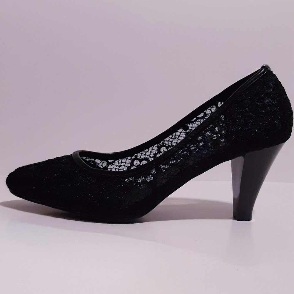 Lace pumps 2.5" - Picture 3 of 7